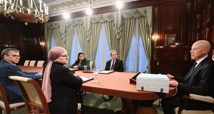 قيس سعيد:  الأبواب فُتّحت من جديد أمام من أراد جادا أن يعيد للشعب التونسي أمواله