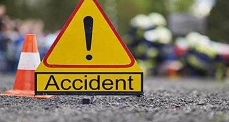 بن عروس: إصابة 4 أشخاص في حادث اصطدام سيارتين