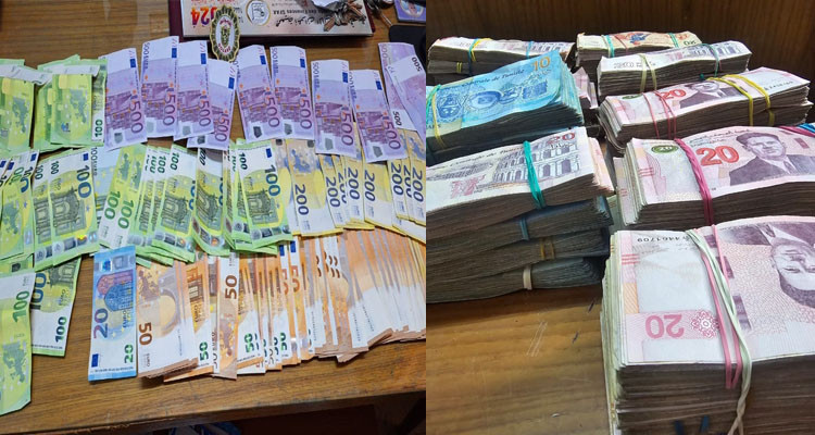 صفاقس والقيروان: حجز كميات هامة من السجائر ومبالغ مالية مهربة بقيمة جملية فاقت الـ 700 ألف دينار
