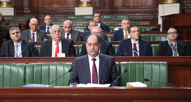 البرلمان يناقش مشروعي قانونين أساسين يتعلقان ببطاقة التعريف وجواز السفر البيومتريين