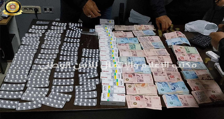 سوسة: القبض على منحرف خطير مفتش عنه وحجز لديه 716 قرص مخدر