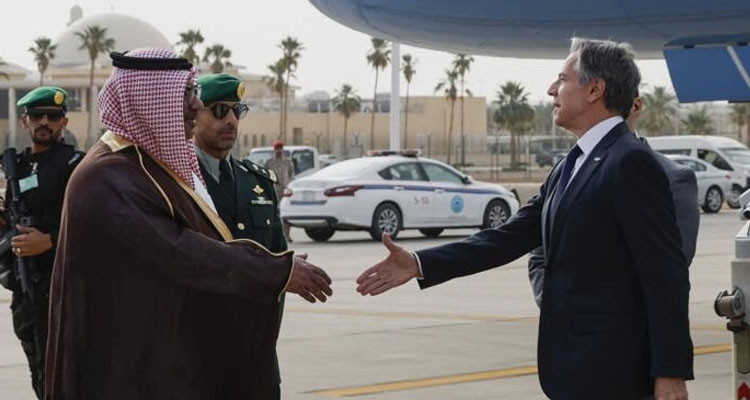 بلينكن يصل إلى السعودية في أول محطة من جولته بالشرق الأوسط