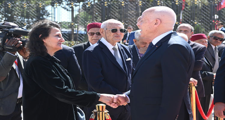 ابنة الرئيس الراحل الحبيب بورقيبة تدعو قيس سعيد إلى إصدار مرسوم يمنع شتم وثلب رموز تونس