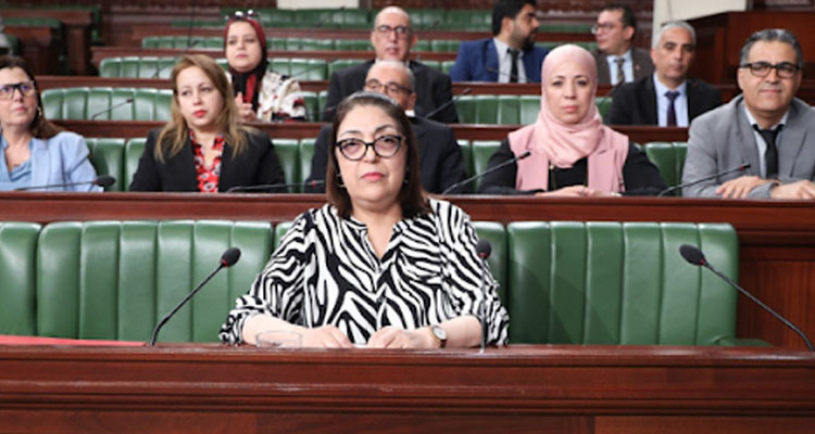 وزيرة التجارة: ''نعمل على تنقيح النصوص القانونية المتعلقة بغرف التجارة والصناعة''