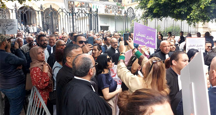 منع الصحفيين من الدخول إلى المحكمة لتغطية الإضراب الحضوري للمحامين