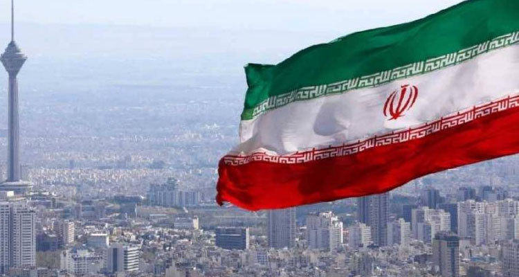 انفجار قوي يهز مركزا تجاريا قرب طهران