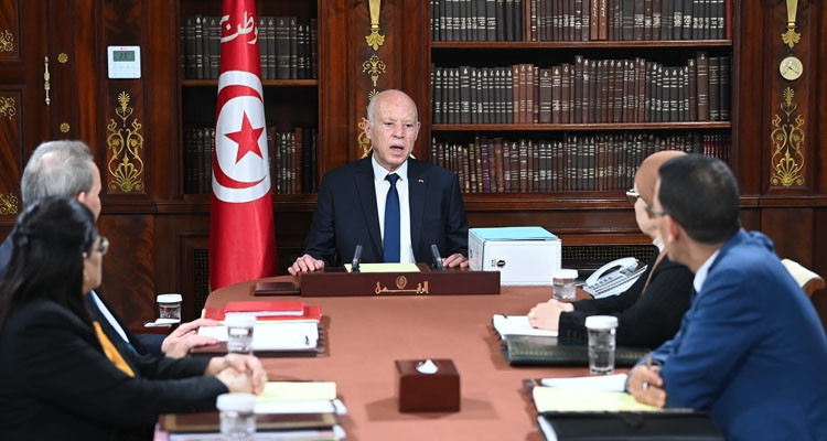 رئيس الدولة: ضرورة تمكين المحكوم عليهم في قضايا الشيك أو الذين هم بحالة فرار من مدة زمنية معقولة تتيح لهم تسوية وضعياتهم