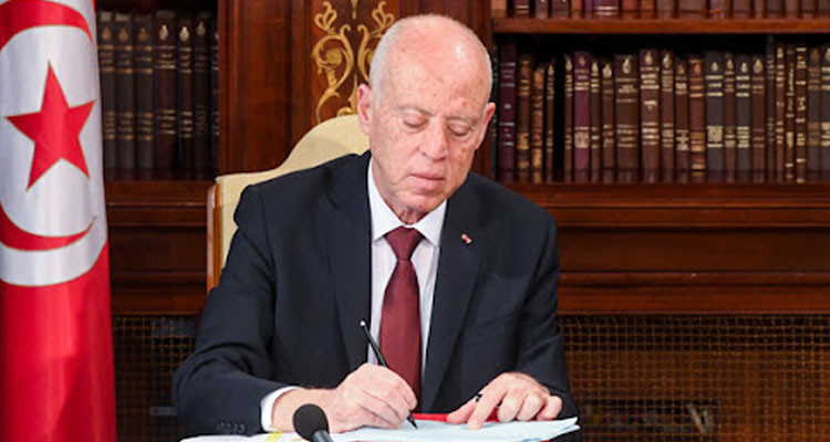 رئيس الجمهورية يقرر تمتيع 431 محكوما عليهم بالعفو الخاصّ