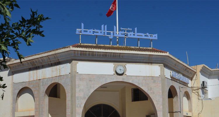 وصول القطار في أول سفرة تجريبية من عنابة إلى مدينة غار الدماء ليلة البارحة