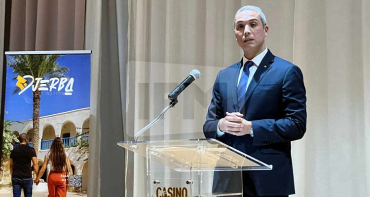وزير السياحة يؤدي زيارة إلى جزيرة جربة
