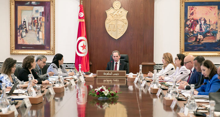 مجلس الوزراء يتداول في مشروع قانون تنقيح المجلة التجارية وإتمامها لتسوية وضعية المتعاملين بالشيك