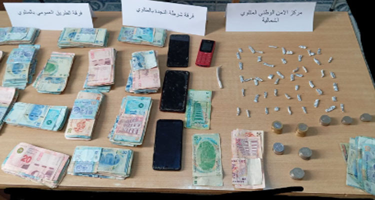 المتلوي: الإطاحة بمروج مخدرات وحجز 51 قطعة من الزطلة