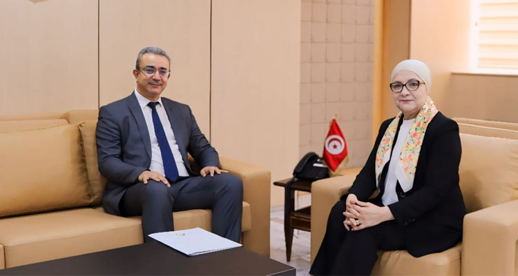 تكوين فريق مشترك بين وزارة العدل وعمادة المحامين لإيجاد الحلول للمسائل المطروحة