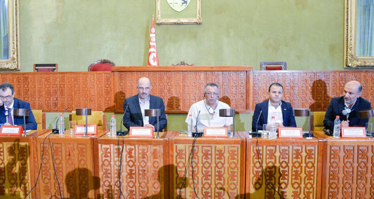 جلسة عمل مشتركة بين لجنتي الصحة والمالية ووفد عن منظمة الصحّة العالميّة