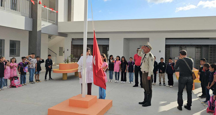 بنزرت: وزير التربية يفتتح السنة الدراسية الجديدة بتدشين مدرسة ''حي الزياتين'' بأوتيك