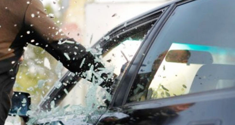 عين زغوان الشمالية: الإطاحة بشخصين من أجل السرقة باستعمال الخلع والإضرار بسيارة