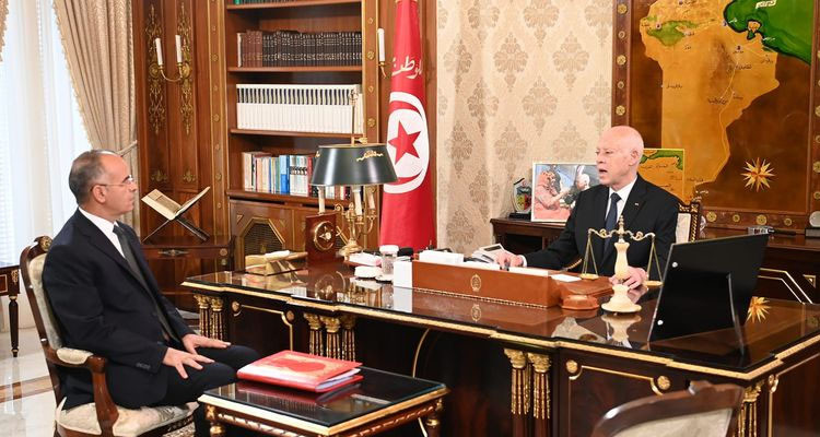 رئيس الدولة يؤكد على ضرورة إحداث صندوق للتأمين على فقدان مواطن الشغل لأسباب اقتصادية