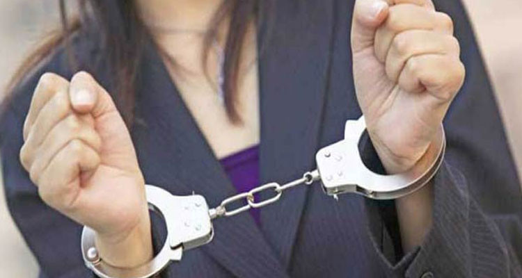 قبلي: الإطاحة بامرأة متورطة في التحيل وإيهام المواطنين بعقود عمل وهمية