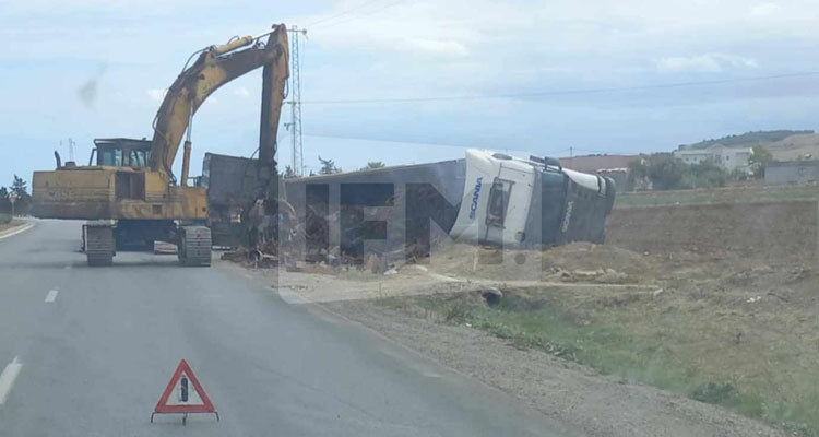 بنزرت: انقلاب شاحنة على الطريق الرابطة بين منزل بورقيبة والخيتمين