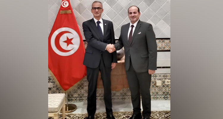 وزير الخارجية يلتقي السفير السوري بتونس