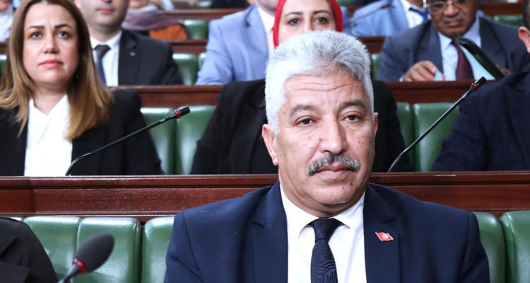 وزير التشغيل: الوزارة أحالت إلى  القضاء  60 ملفا حول تجاوزات لمكاتب غير قانونية للتوظيف بالخارج