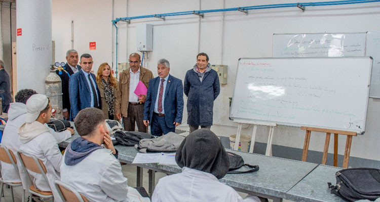 وزير التشغيل يتابع وضعية بعض المشاريع المعطلة بعدد من مراكز التكوين المهني