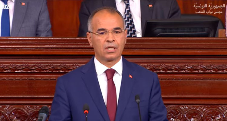 رئيس الحكومة: سيتم اقتناء 300 حافلة جديدة كدفعة أولى لفائدة شركة نقل تونس