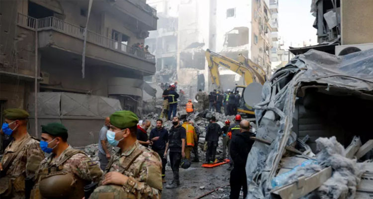 ق/ت/ل/ى وجرحى جراء الضربة الإ/س/رائ/ي/لي/ة على مبنى سكني في بيروت