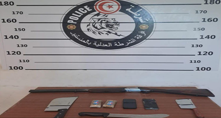 المنستير:  القبض على شخصين بحوزتهما صفيحتين من مخدّر القنب الهندي