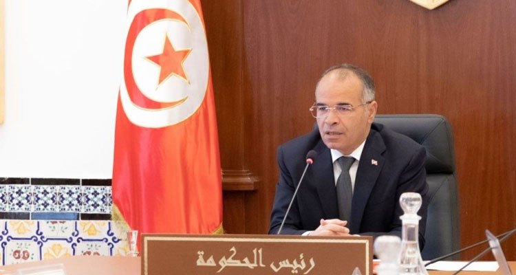 رئيس الحكومة يوجه منشورا حول الإجراءات الرامية إلى تسريع إنجاز المشاريع العمومية والخاصة