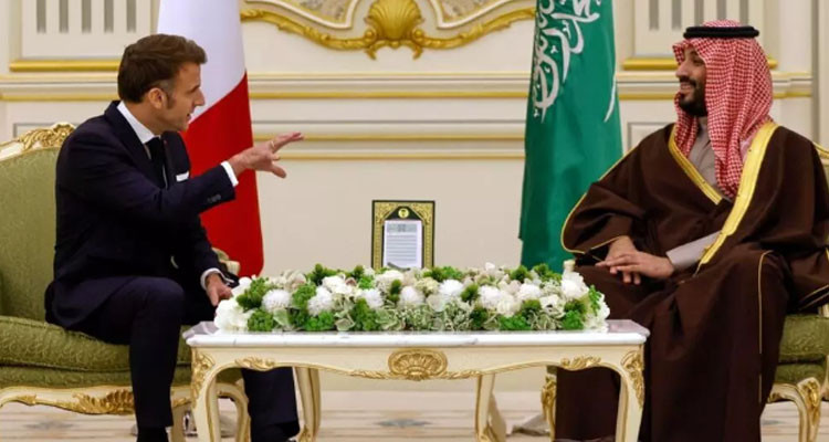 ماكرون وبن سلمان يدعوان لانتخاب رئيس للبنان