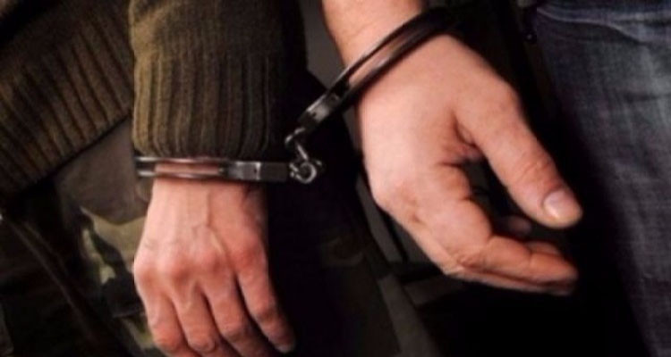 الإحتفاظ بشخصين مطلوبين للعدالة في سبيطلة