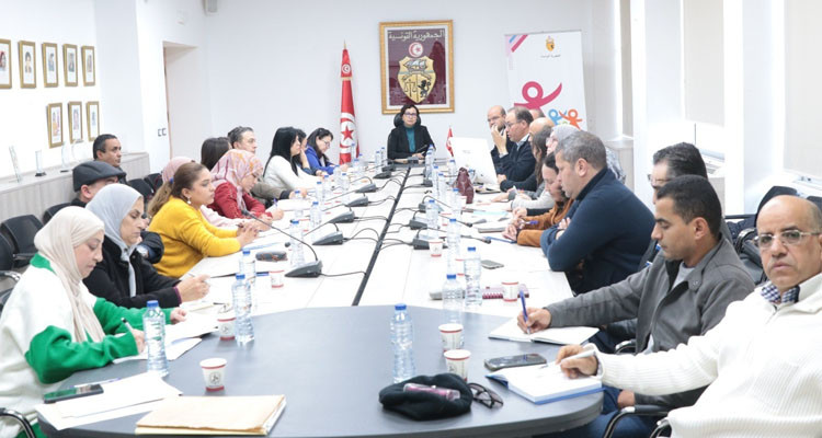 وزارة الأسرة: جلسة عمل حول تطوير خدمات الرعاية بالمراكز المندمجة للشباب والطفولة وحوكمتها