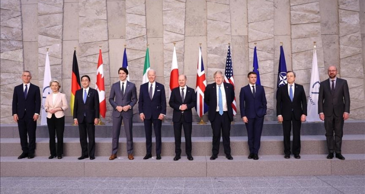 G7: insistence on implementing Russia sanctions