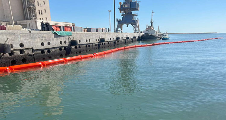 Army of the Sea: The sunken ship is filled with sea water not with gasoil