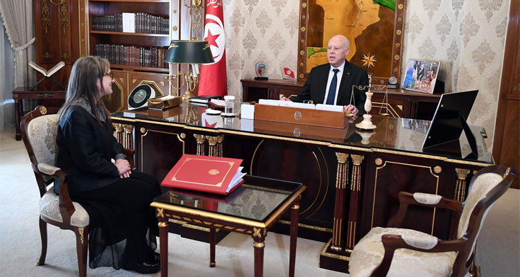 The President meets the Head of Government
