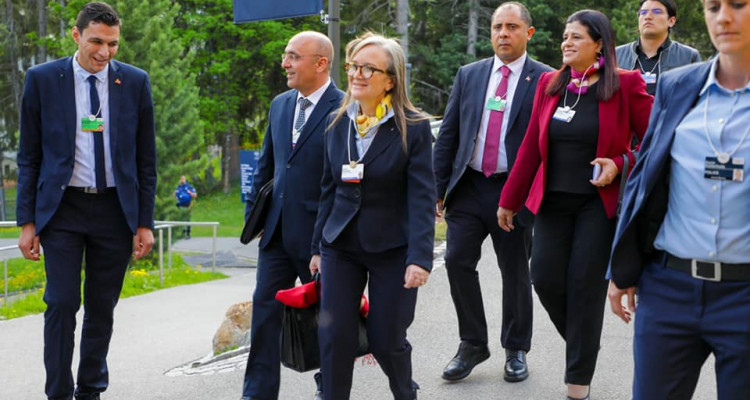 The Head of Government participates in  the World Economic Forum "Davos"