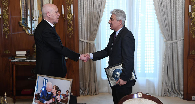 The President received the Minister of National Defense