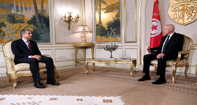 The Tunisian President received the Kuwaiti Ambassador