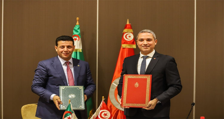 Tunisia, Algeria sign agreement to develop tourism in both countries
