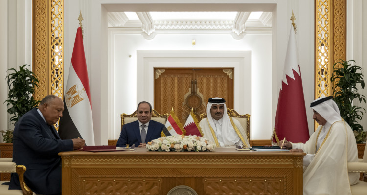 Signing of agreements during the visit of the Egyptian President to Qatar
