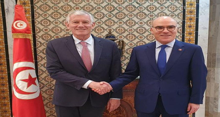 Tunisian FM received the French Ambassador to Tunisia