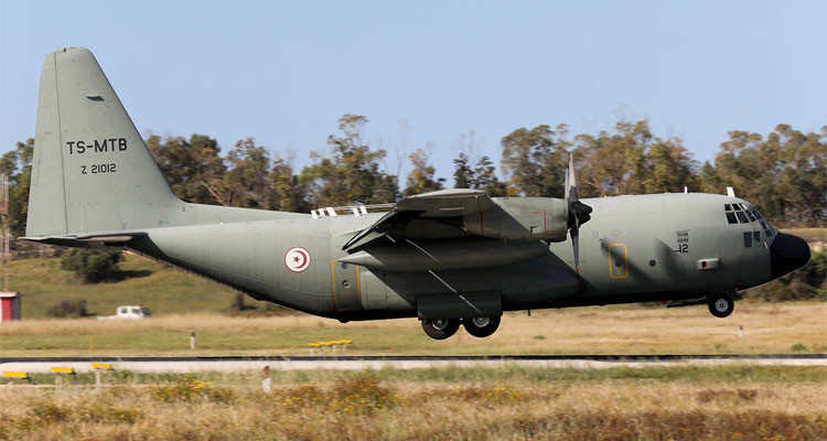 A Tunisian military plane was sent to Sudan for evacuation process