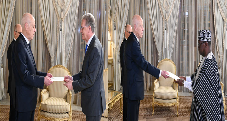 The Tunisian President receives the credentials of two new ambassadors