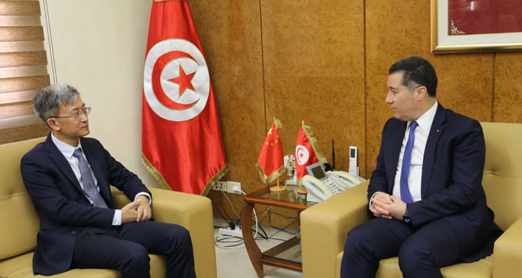 China is ready to support Tunisia in the transport sector