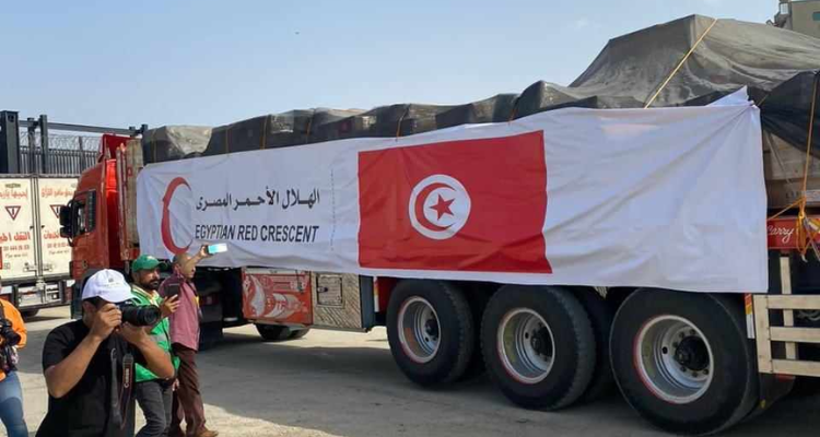 Tunisian Humanitarian Aid Arrived to Gaza