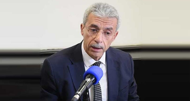 Tunisian President ends the duties of the Minister of Economy and Planning