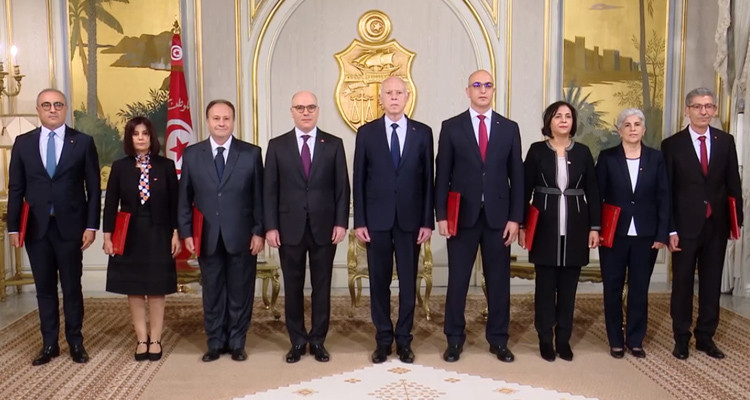 The President Hands Over the Credential of New Tunisian Ambassadors
