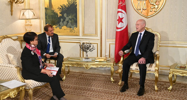 Tunisian President receives the Indonesian Foreign Minister