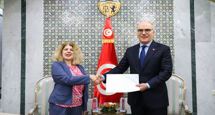 Tunisian FM receives the New Greek Ambassador